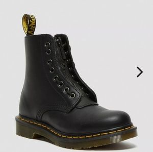 Dr marten combat boots
